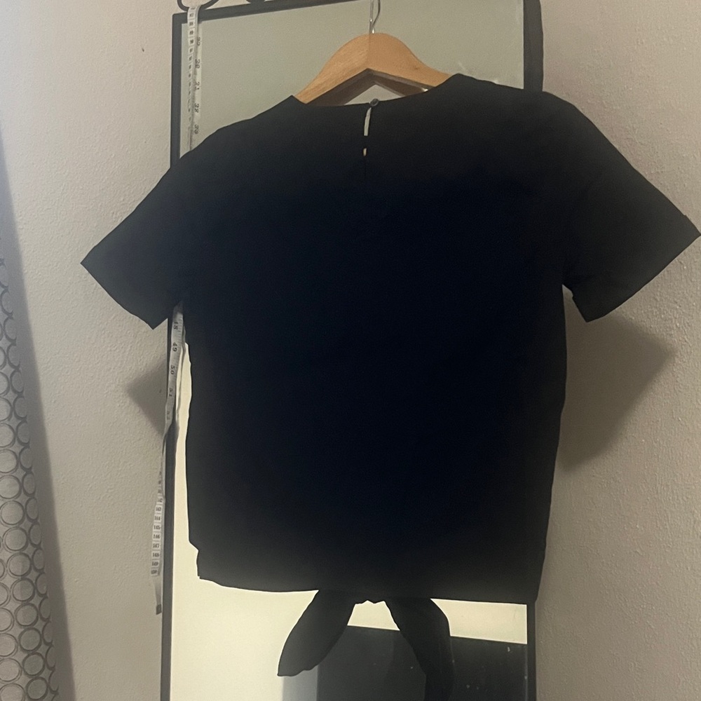 Lord & Taylor Black Short Sleeve Tie-Front Tee - Picture 7 of 7